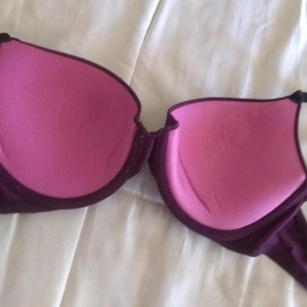 VS PINK Bra - Picture 3 of 5